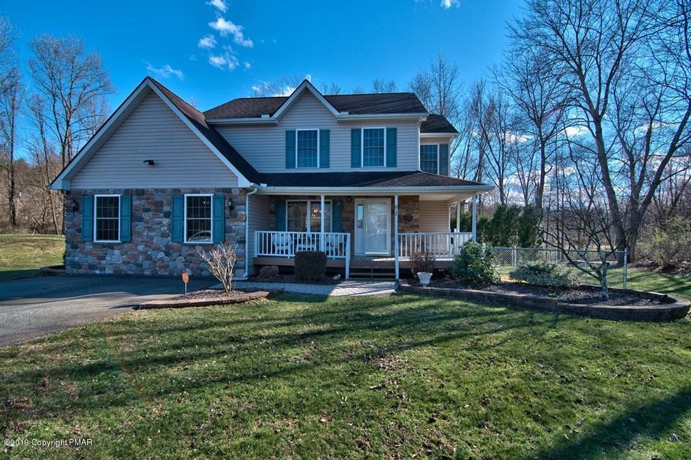 817 Keene Way, Sciota, PA 18354 - photo 1