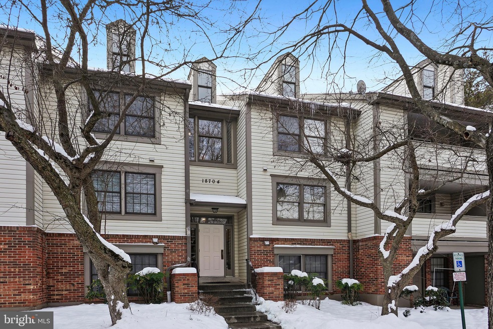 18704 Caledonia Ct, Germantown, MD 20874 - photo 1