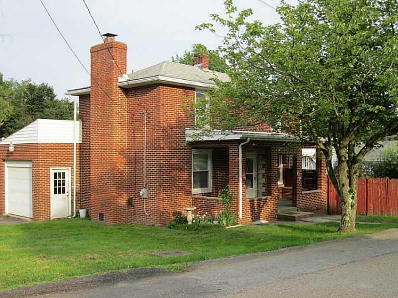 Exterior Front. Welcome to 207 Harrison!