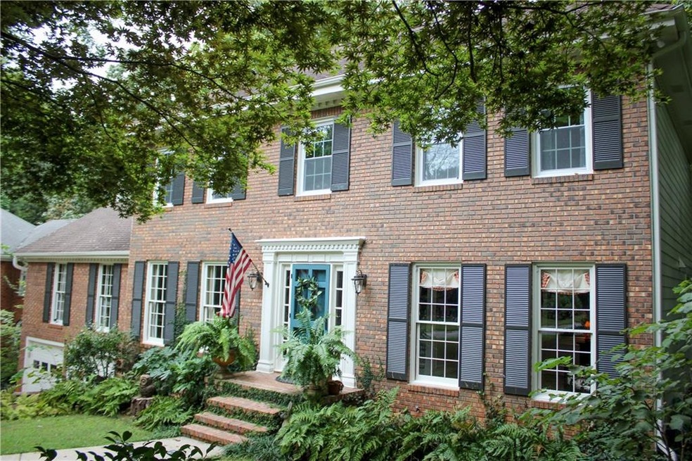 Big brick in desirable Post Oak Square