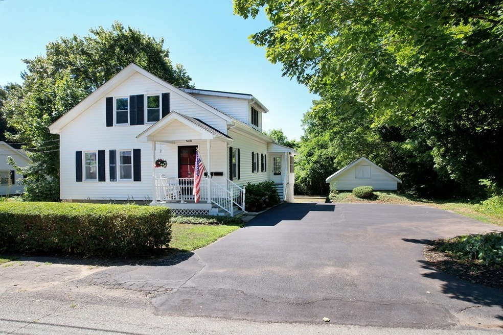 129 Worcester St, Bridgewater, MA 02324 - photo 1