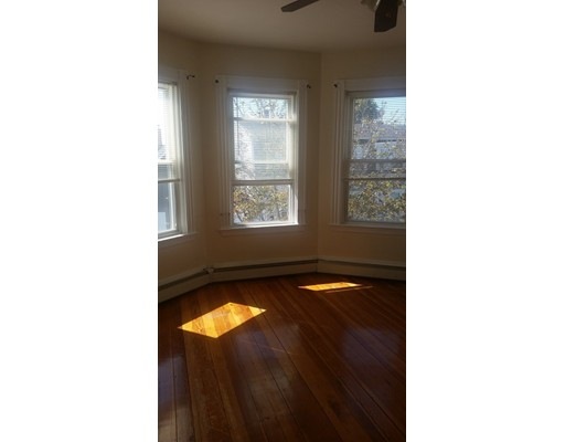 550 E 7th St unit 3, Boston, MA 02127 - photo 1