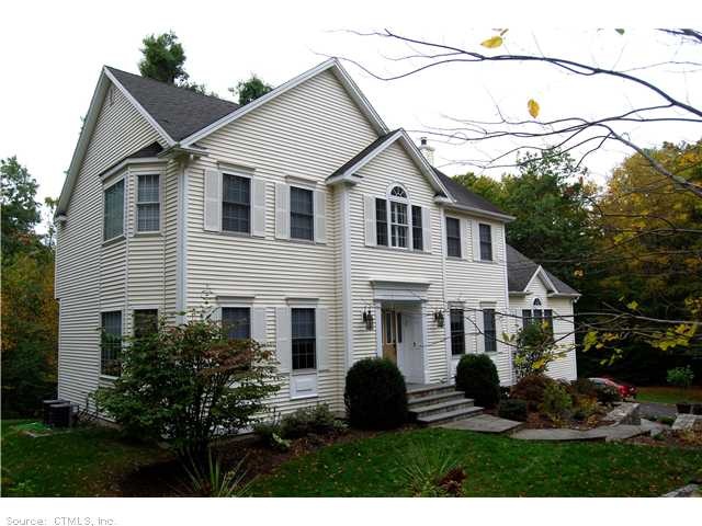 79 Hemlock Ridge Rd, Southbury, CT 06488 - photo 1