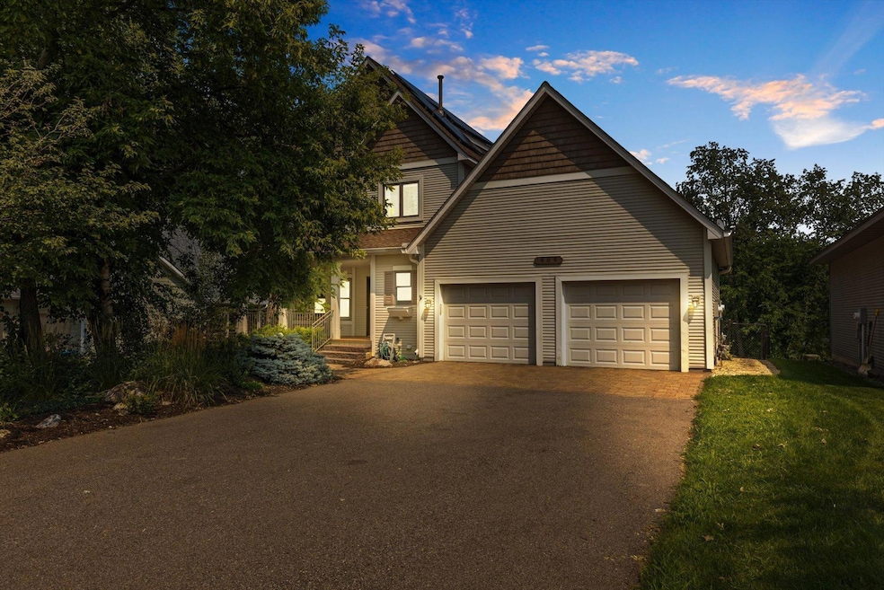 606 Sterling St S, Saint Paul, MN 55119 - photo 1