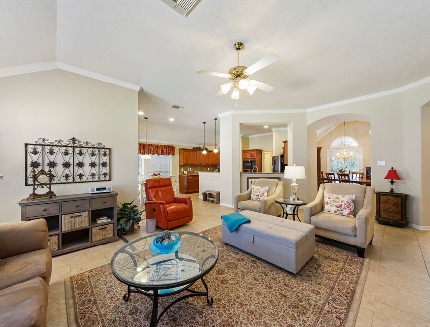 15818 Aberdeen Trails Dr, Houston, TX 77095 - photo 1