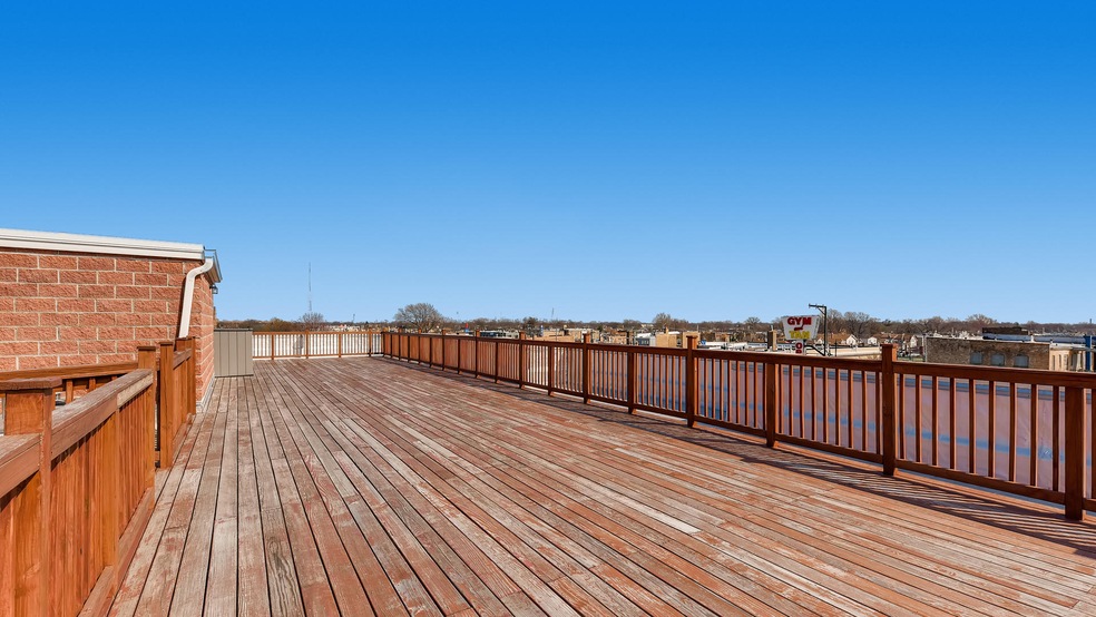 3234 N Central Ave unit 202, Chicago, IL 60634 - photo 1