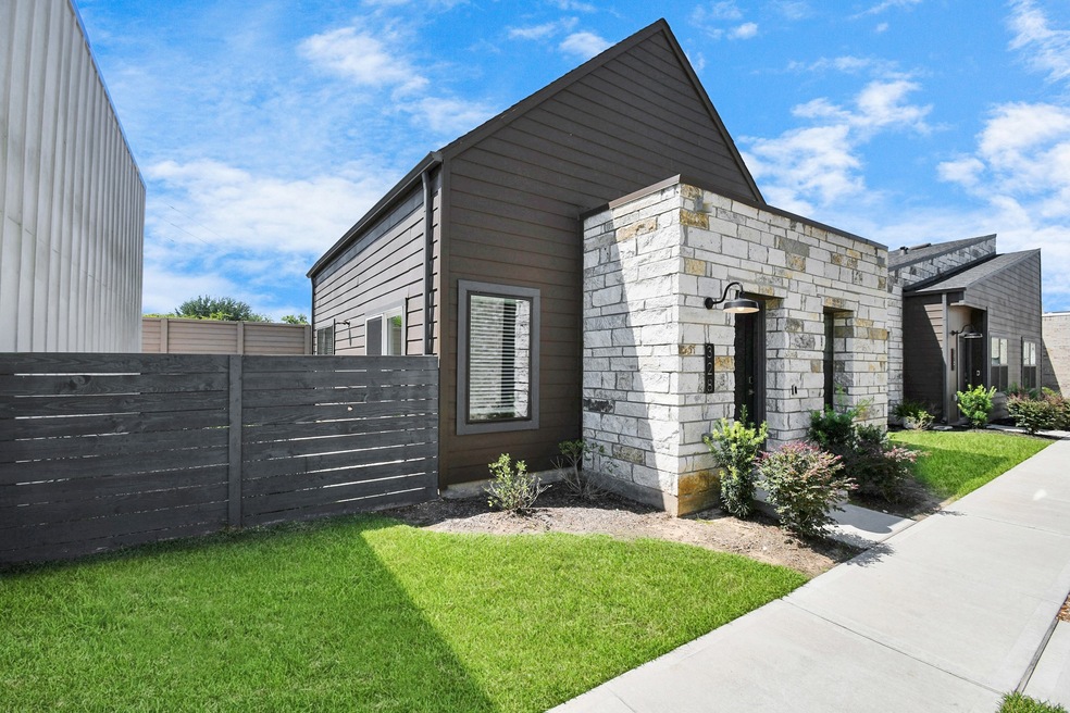 *Photos are of the A1 floor plan a similar Model Home.
Welcome to an exclusive Resort Style Community with a distinctive neighborhood feel that provides a maintenance free lifestyle.Nestled in Hockely,Tx near Cypress & Waller offering Modern/Urban-Style 1 Bedroom,1 bath, with private yard single family home!
Enjoy an abundance of Amenities:Resort-Style Pool w/Sundeck Ledge&Outdoor Lounge Areas w/Grilling area,Gaming Lawn,Fitness Center, Quaint Dog Park for your fur babies!