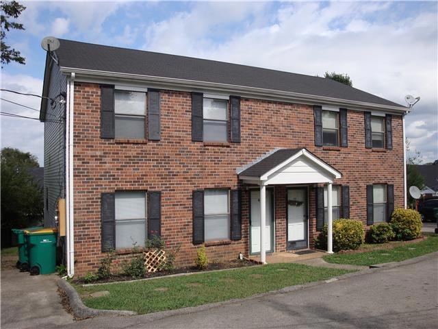 Welcome to 781 and 783 Villa Green, an All Brick Structure which is located in Lewisburg, Tennessee just south of West Commerce Street.