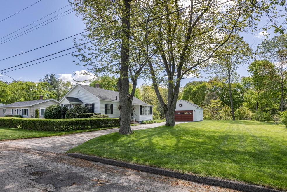 21 Westmore Ave