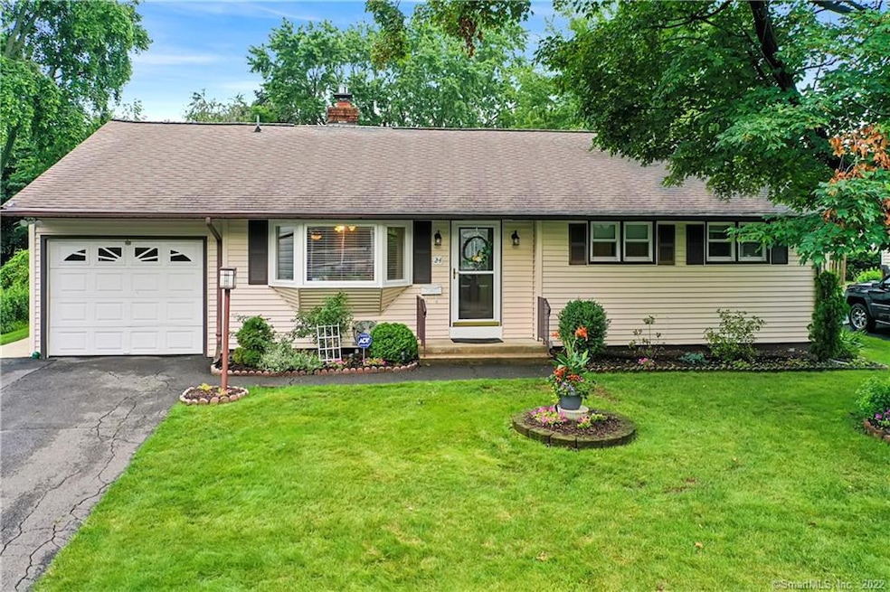 24 Burnham Dr, West Hartford, CT 06110 - photo 1