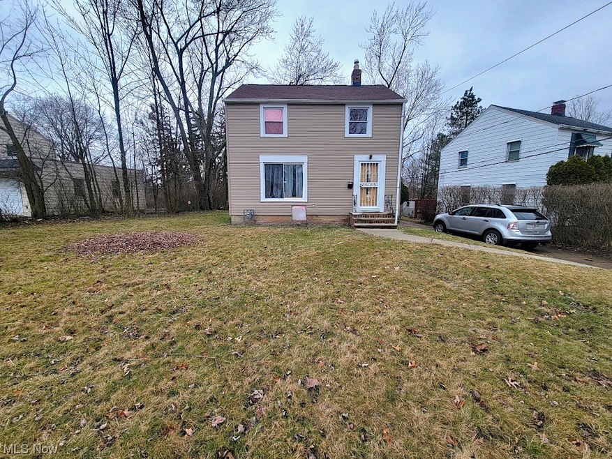 19719 Maple Heights Blvd, Maple Heights, OH 44137 - photo 1