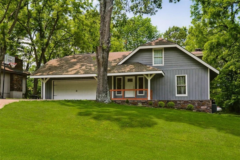 62 Overton Dr, Bella Vista, AR 72714 - photo 1