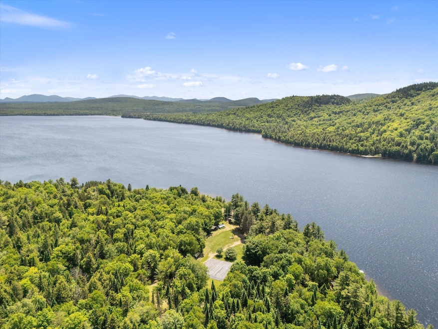 For Sale $1,600,000 • Co-Listing Agent