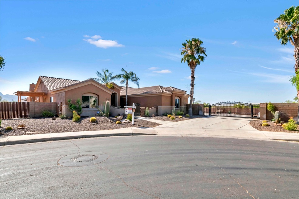 11421 E Fox Circle
