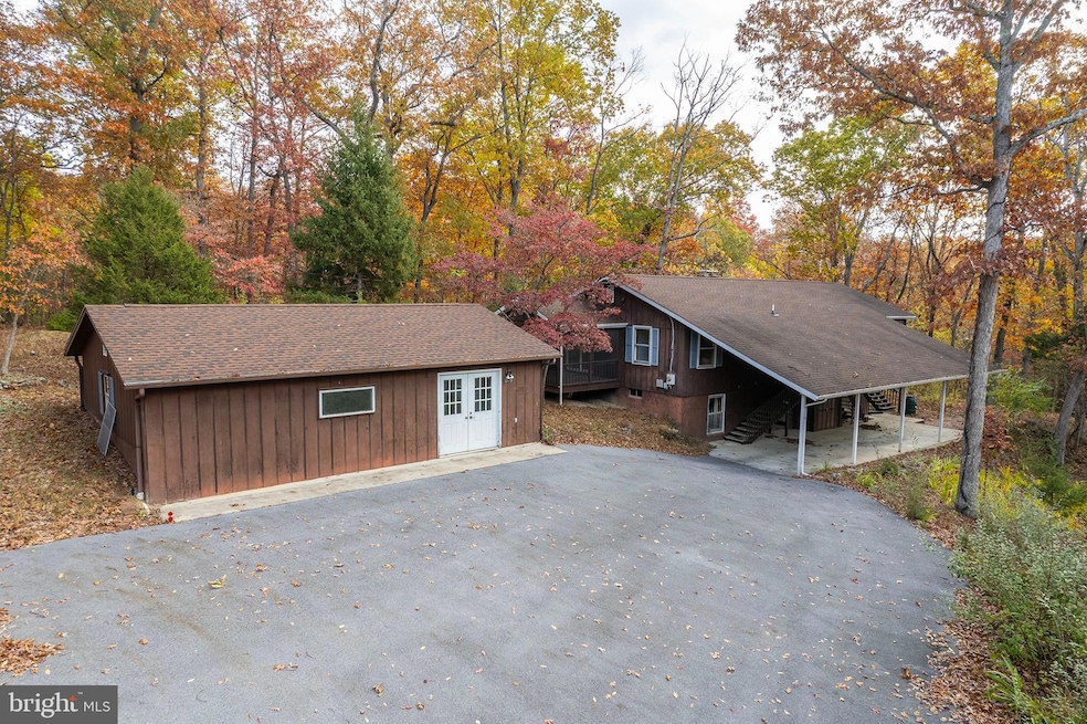 1378 Aspen Dr, Bunker Hill, WV 25413 - photo 1