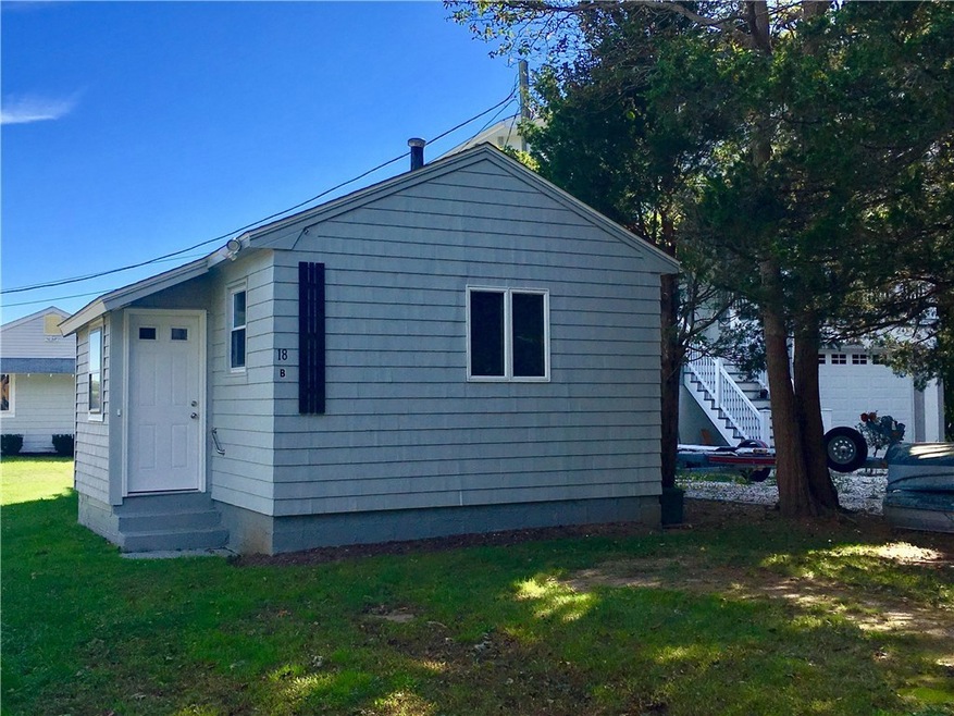 18 Wilcox St, Bristol, RI 02809 - photo 1