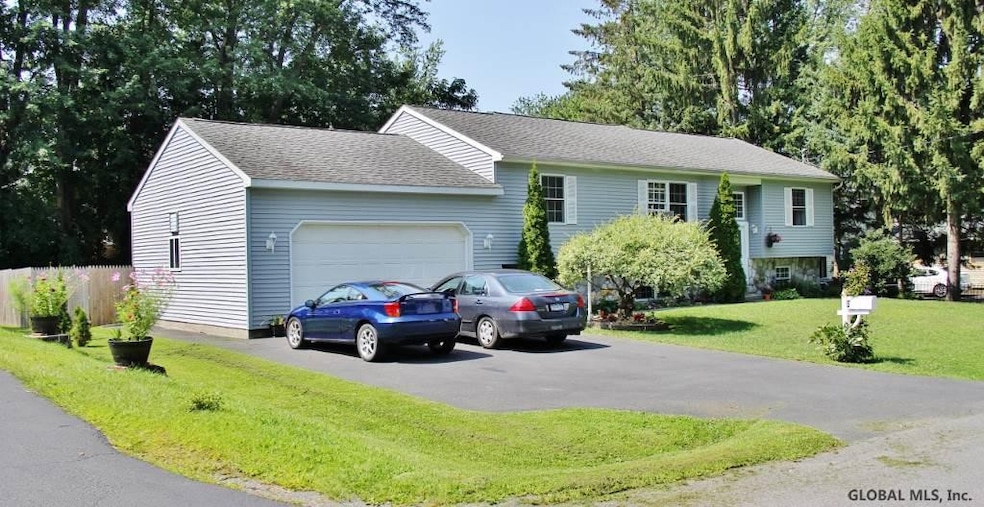 5 Rhode Island Ave, Rensselaer, NY 12144 - photo 1