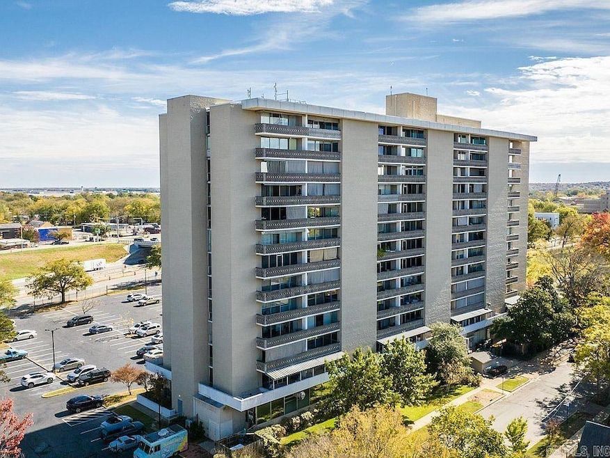 700 E 9th St unit 2L, Little Rock, AR 72202 - photo 1