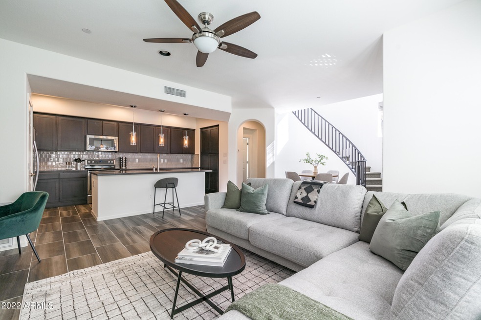 3935 E Rough Rider Rd unit 1322, Phoenix, AZ 85050 - photo 1