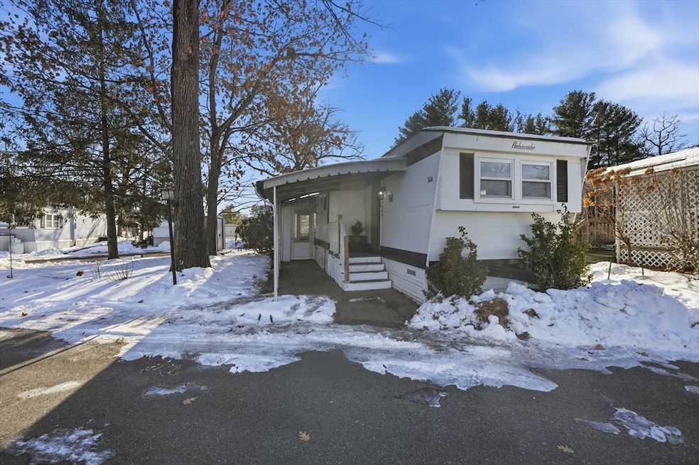 404 Southwick Rd unit 34A, Westfield, MA 01085 - photo 1