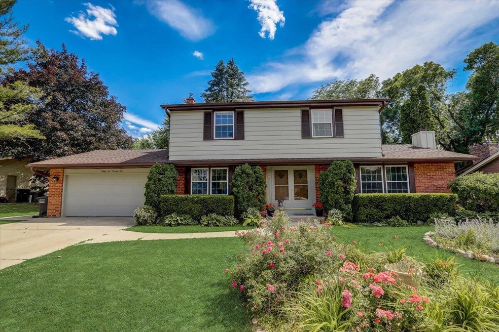 03-West Hilltop Ln-003