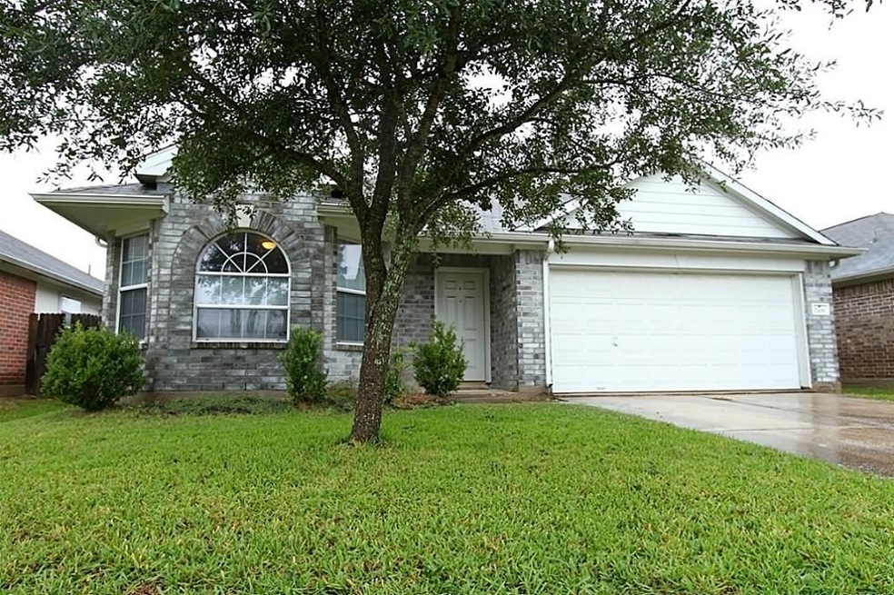 2439 Fox River Ln, Spring, TX 77386 - photo 1