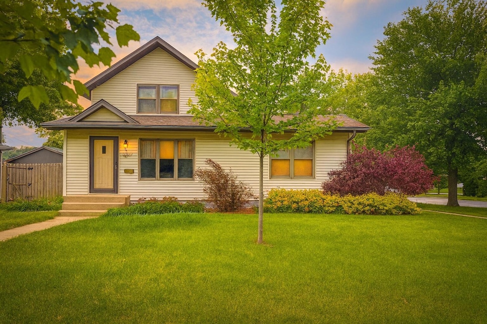 1427 Garst Ave, Boone, IA 50036 - photo 1