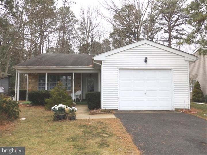 47 Dorchester Dr, Southampton, NJ 08088 - photo 1