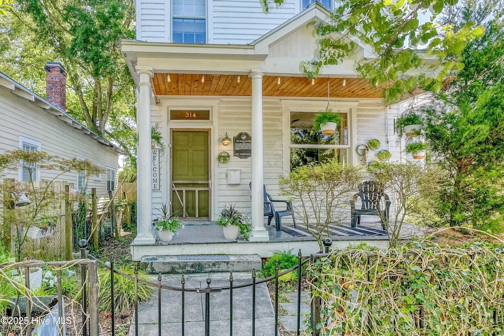 02-A7405912_7_resize