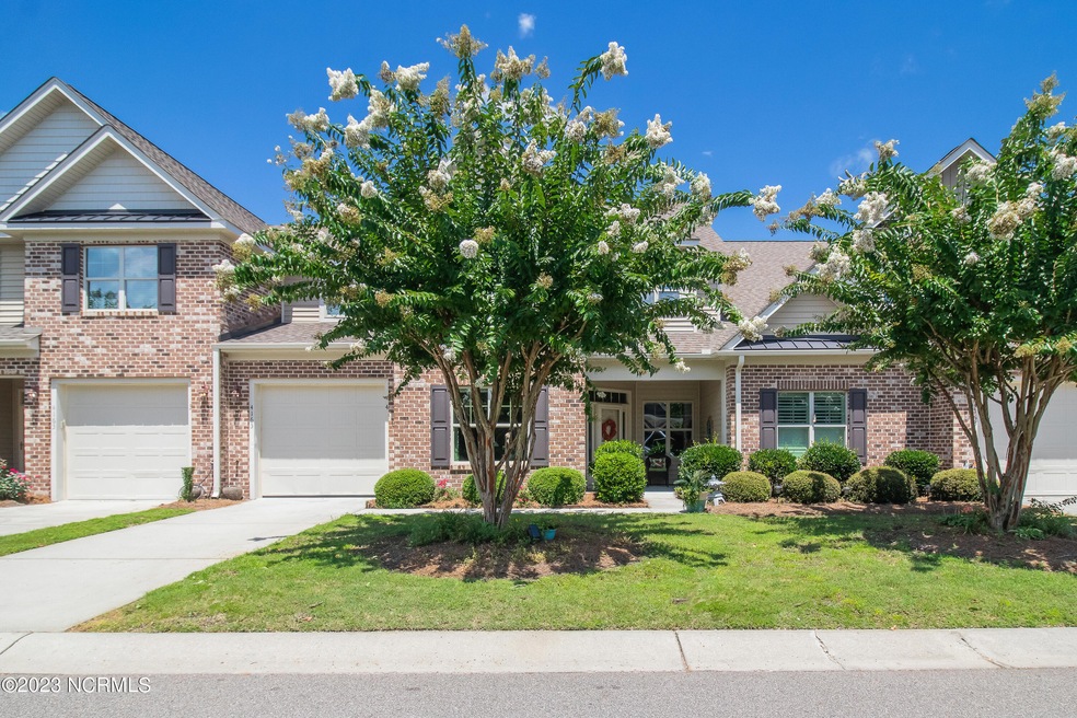 4163 Cambridge Cove-1