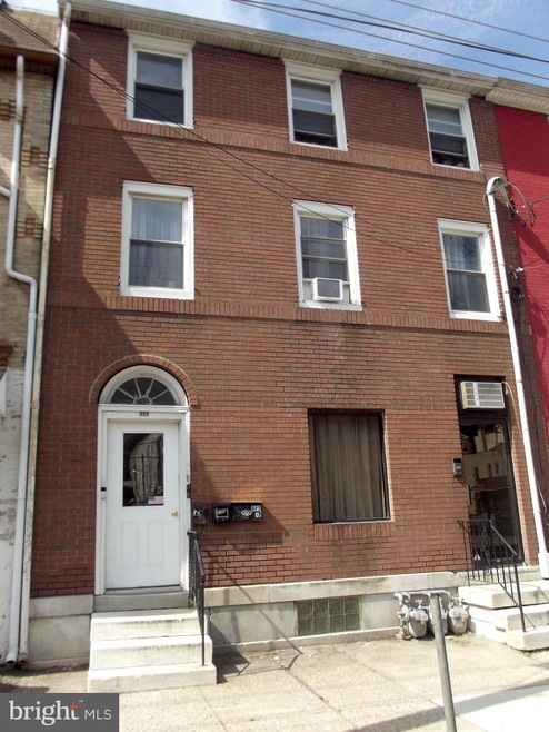 422 E Main St, Norristown, PA 19401 - photo 1