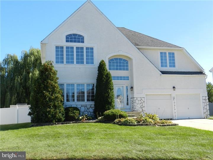 357 New Castle Ln, Swedesboro, NJ 08085 - photo 1