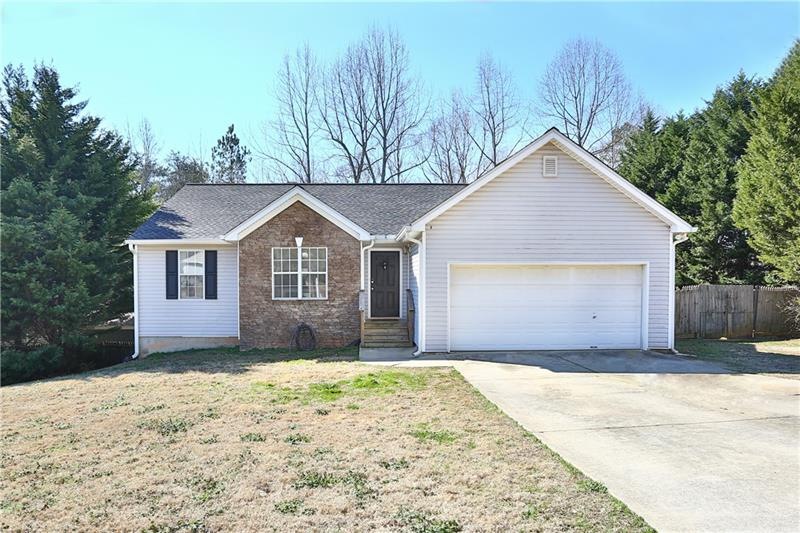 6231 Huntcliff Dr, Flowery Branch, GA 30542 - photo 1