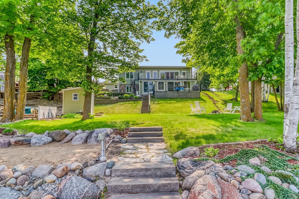 Sold $725,000