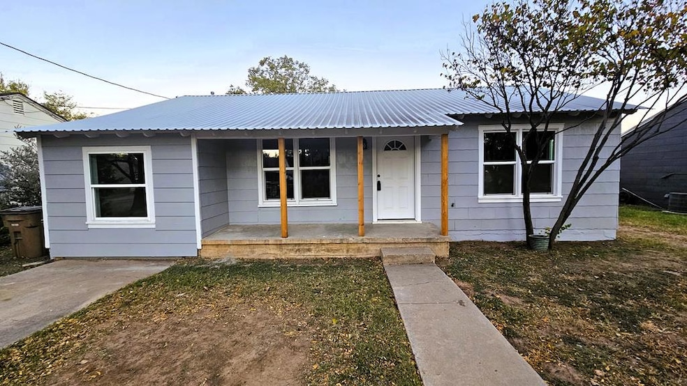 116 Arlington St, San Angelo, TX 76905 - photo 1