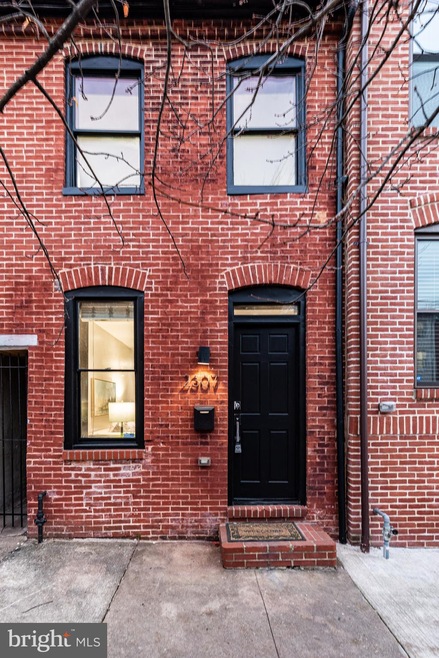 2307 Fleet St, Baltimore, MD 21224 - photo 1