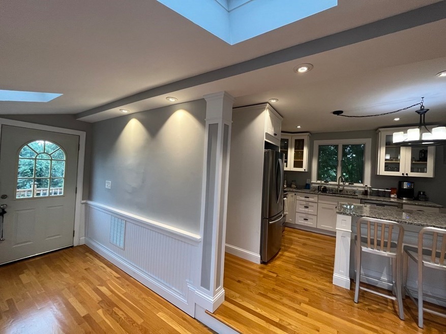 25 Menlo Ave unit 2, Lynn, MA 01905 - photo 1