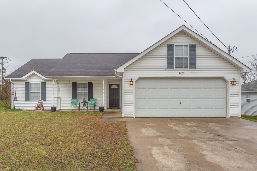 109 Colony Circle-13