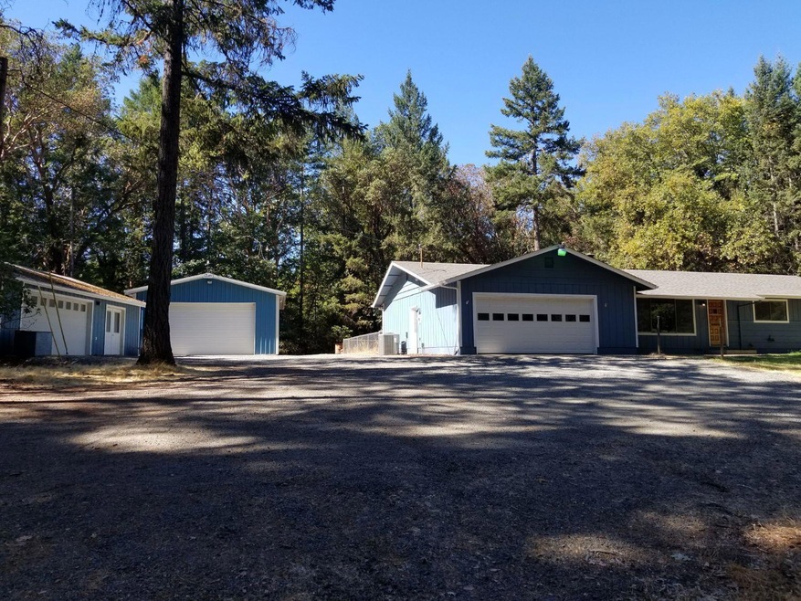 3450 Amber Ln, Grants Pass, OR 97527 - photo 1