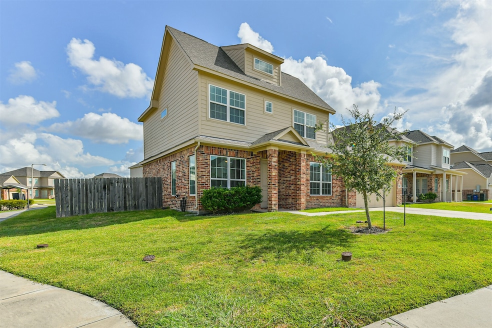 3216 Walden Breeze Ct, League City, TX 77539 - photo 1