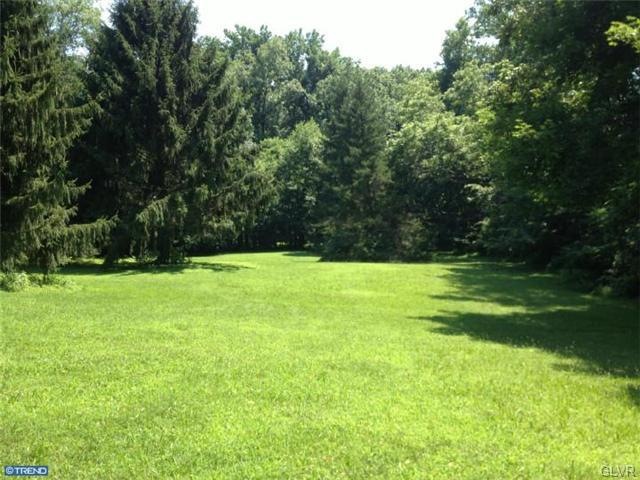 5926 Robin Ln unit Lot 2, Coopersburg, PA 18036 - photo 1