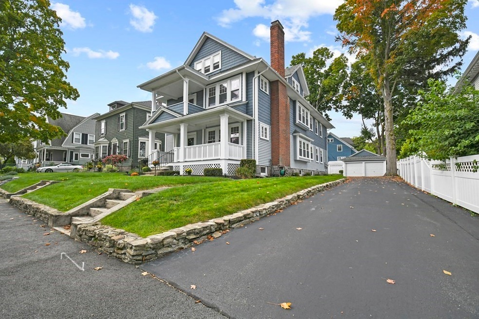 25 Fiske St, Worcester, MA 01602 - photo 1