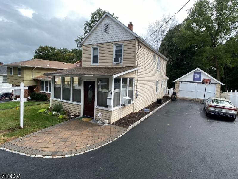 24 Fairview Ave, Butler, NJ 07405 - photo 1