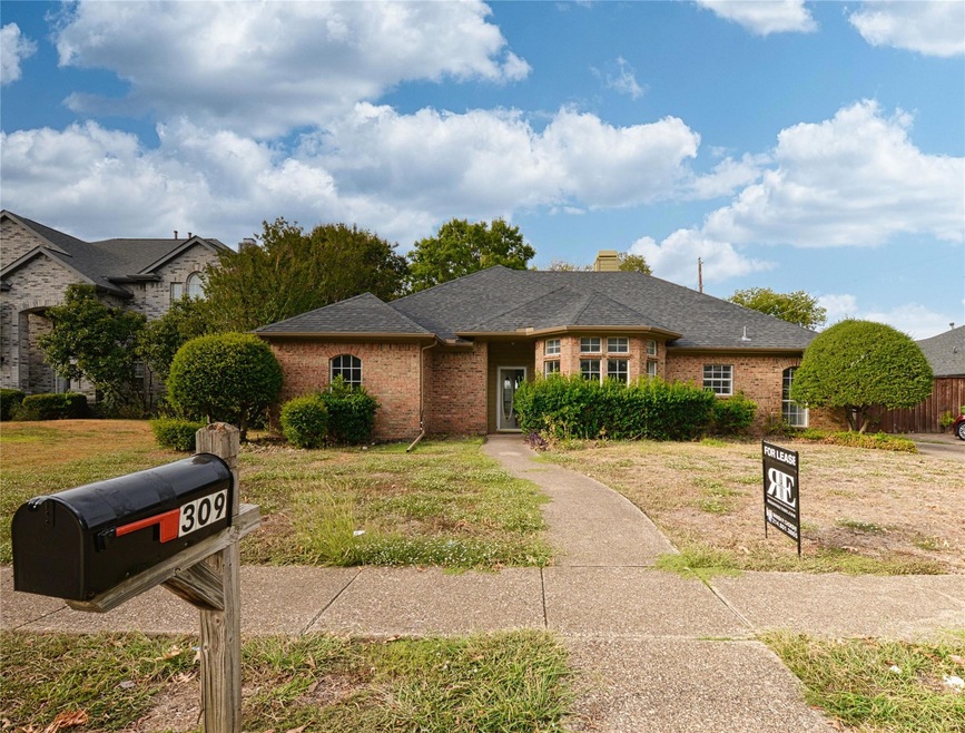 309 Rolling Oak Dr, Murphy, TX 75094 - photo 1