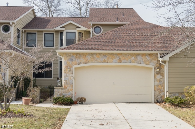 15 Woodstream Ct, Lambertville, NJ 08530 - photo 1