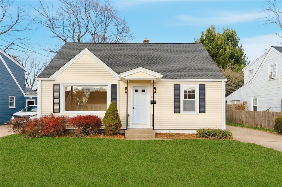 Under Contract $465,000