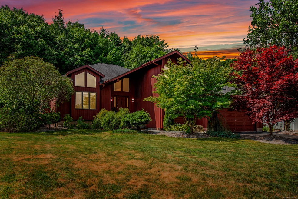 24 Falcon Ln, Glastonbury, CT 06033 - photo 1