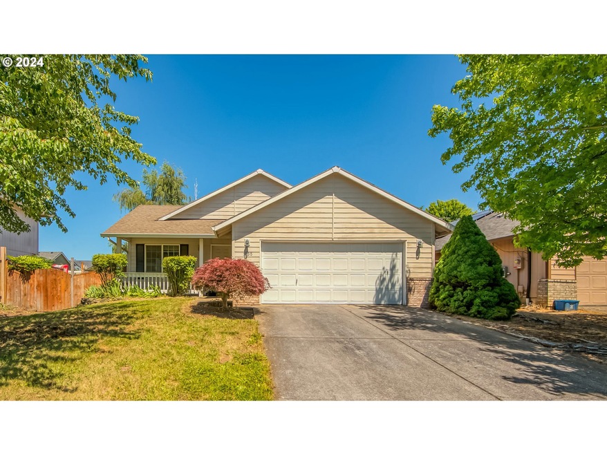 Sold $382,000 • Co-Listing Agent