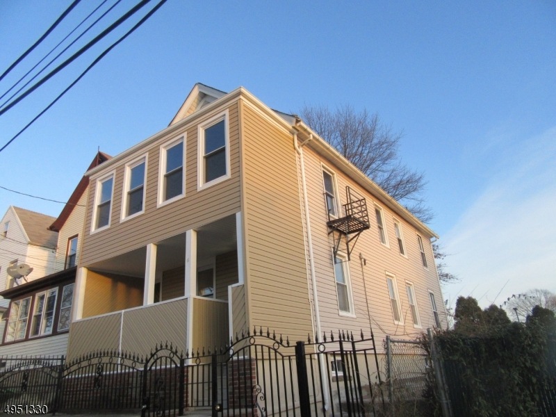 11 Beech St, Passaic, NJ 07055 - photo 1