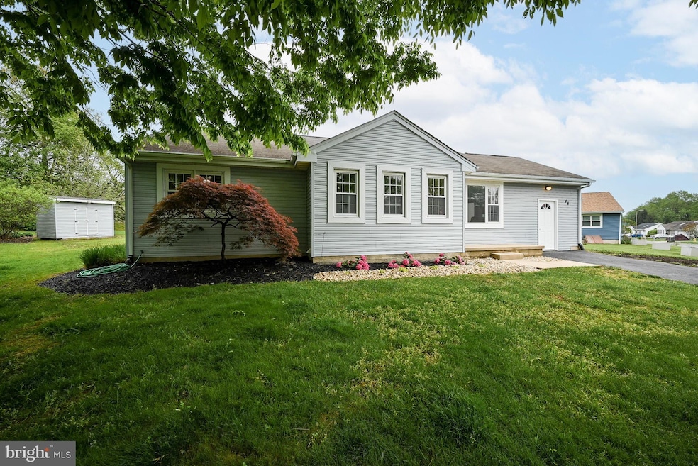 46 Palmetto Dr, New Castle, DE 19720 - photo 1